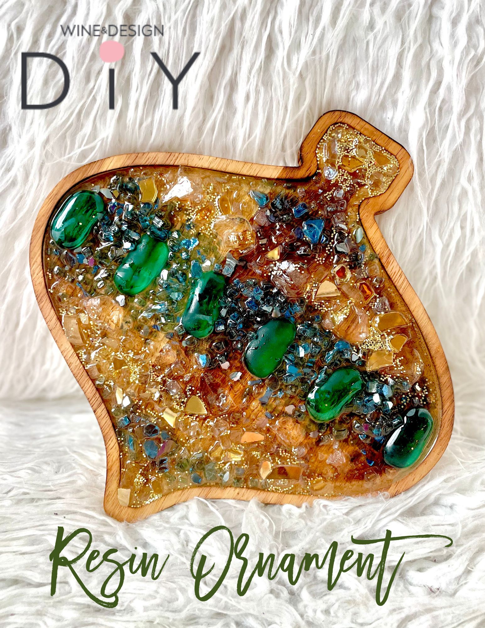 Only 10!! Resin Pour Ornament