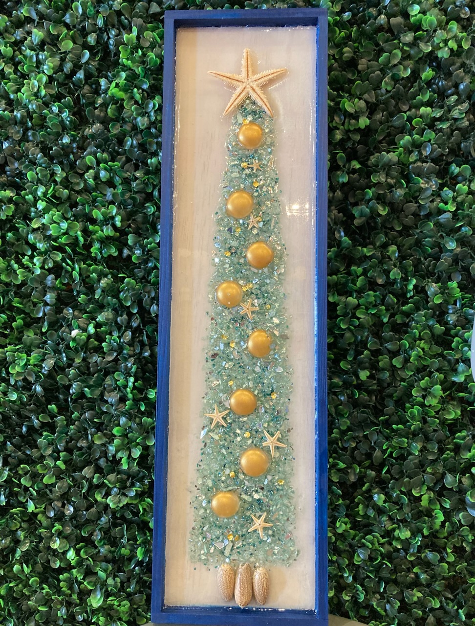 Resin Crushed Glass Christmas Tree 