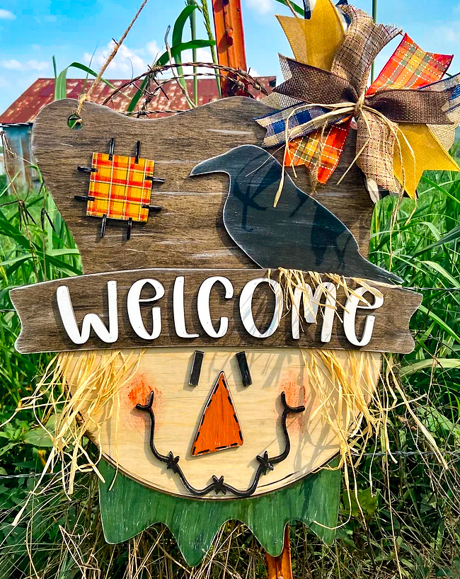 Welcome Scarecrow Door Hanger Workshop