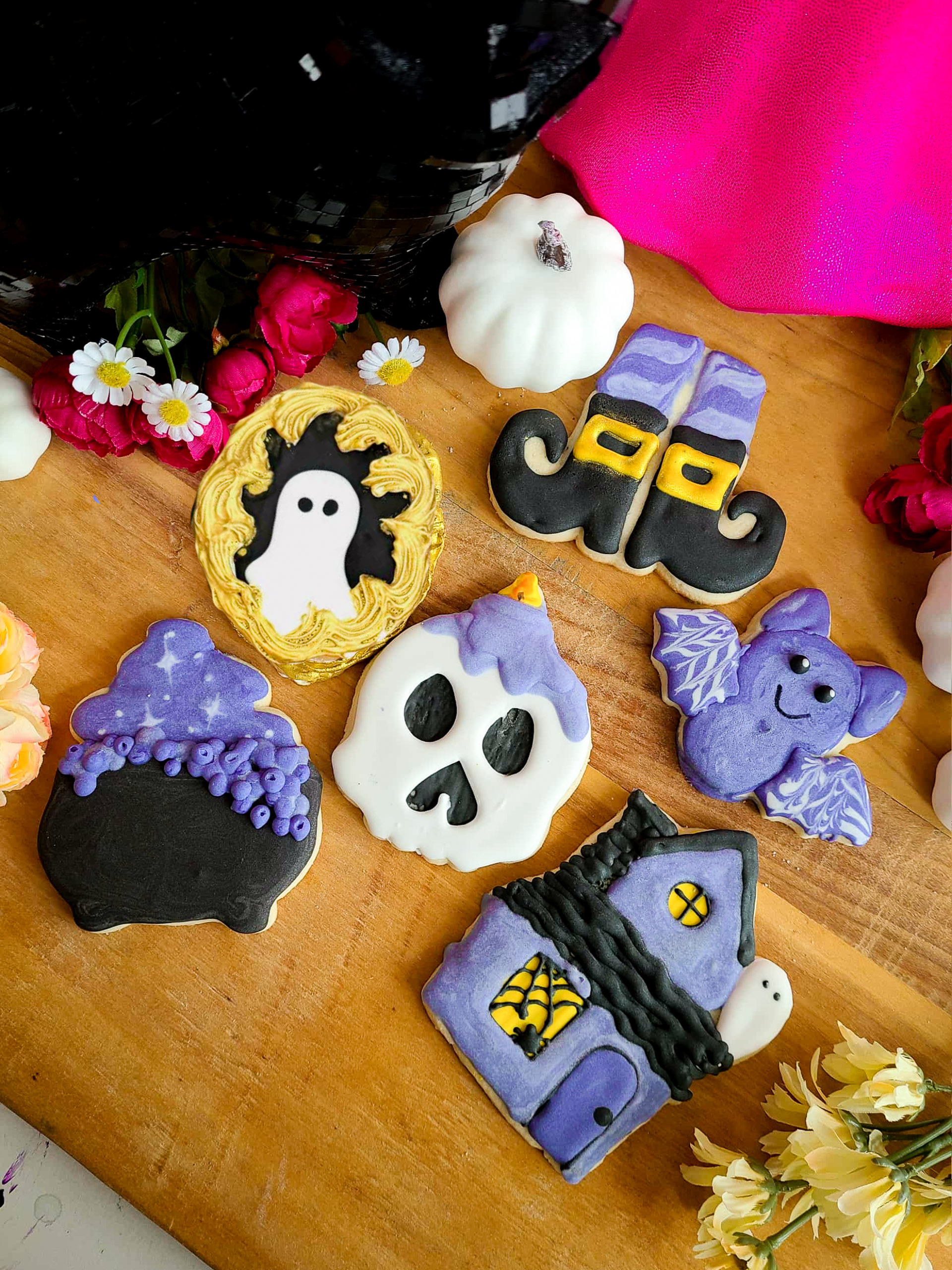 HALLOWEEN COOKIE DECORATING WITH SIMPLY WICKED SWEETS (SET OF 6 COOKIES)