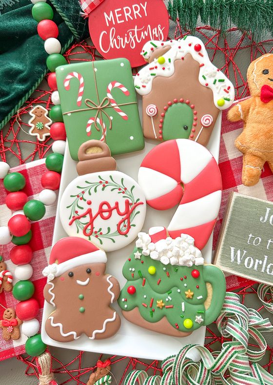 15 Seats Left! A Classic Christmas Themed Cookie Decorating Workshop 