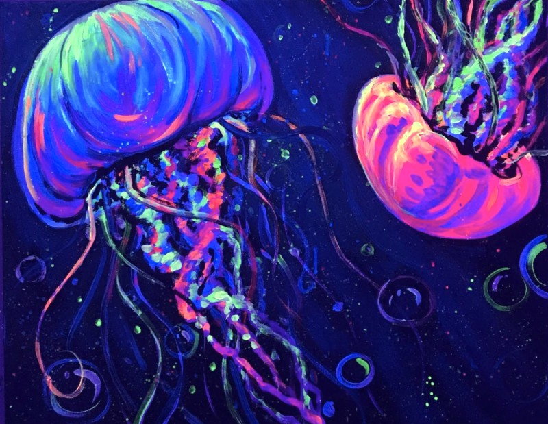 PARTY IN THE DARK! Blacklight Jellyfish