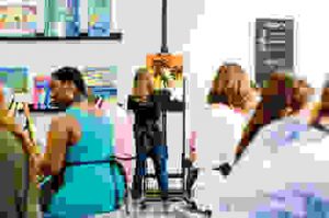 Wine & Design painting class